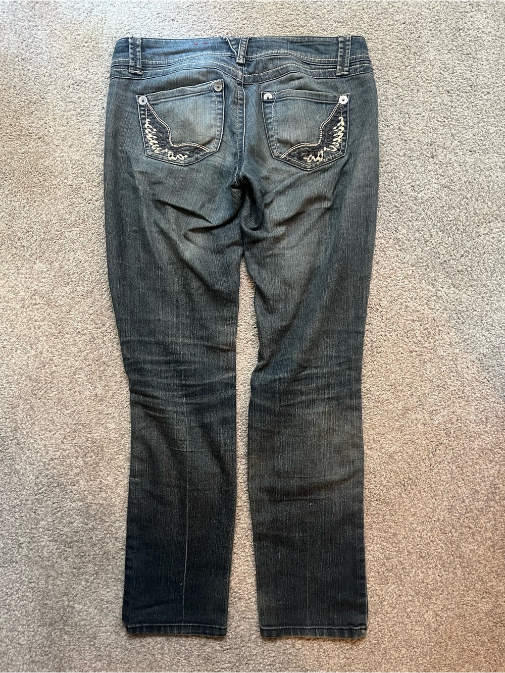 Vintage 2004 Wing Embroidered Dark Wash Back Pocket Denim Jeans, Women’s Size 7